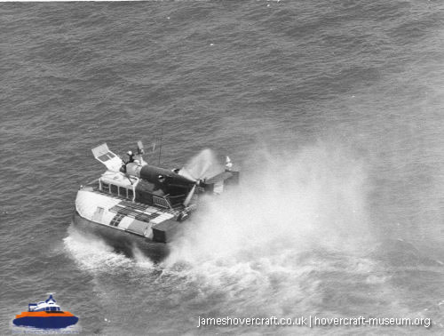 SRN5 with the IHTU -  (credit: The <a href='http://www.hovercraft-museum.org/' target='_blank'>Hovercraft Museum Trust</a>).